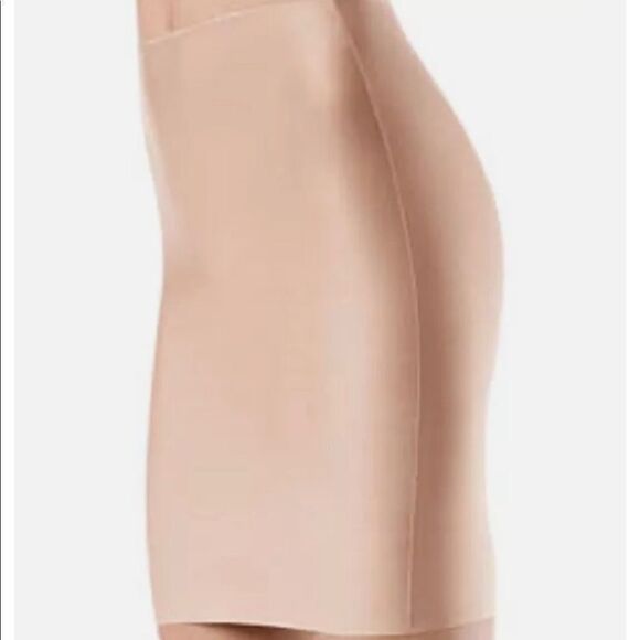 Spanx Slimplicity Slimming Essentials - Picture 1 of 1